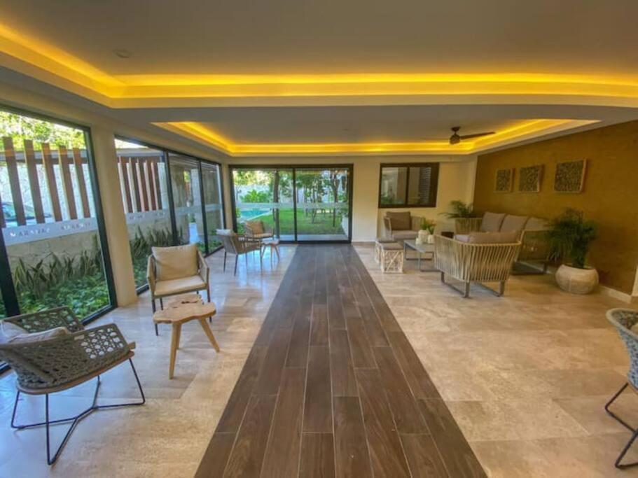 Suit Next To The Common Top Roof Exclusive Building Kingsize Bed 2 Super Pools, Gym, Grill Tulum Bagian luar foto