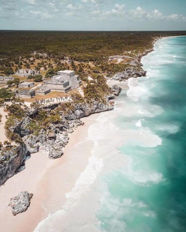 Suit Next To The Common Top Roof Exclusive Building Kingsize Bed 2 Super Pools, Gym, Grill Tulum Bagian luar foto