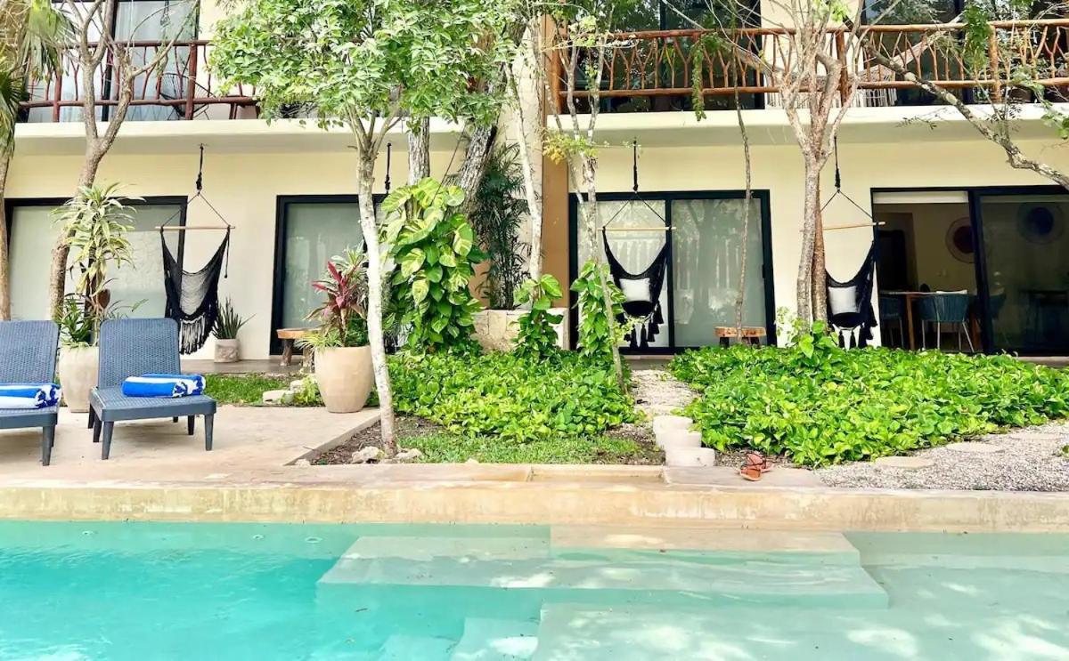 Suit Next To The Common Top Roof Exclusive Building Kingsize Bed 2 Super Pools, Gym, Grill Tulum Bagian luar foto