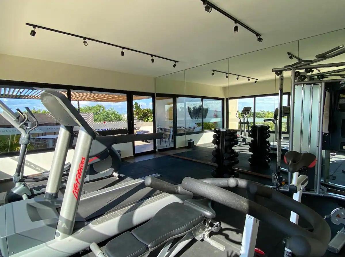 Suit Next To The Common Top Roof Exclusive Building Kingsize Bed 2 Super Pools, Gym, Grill Tulum Bagian luar foto