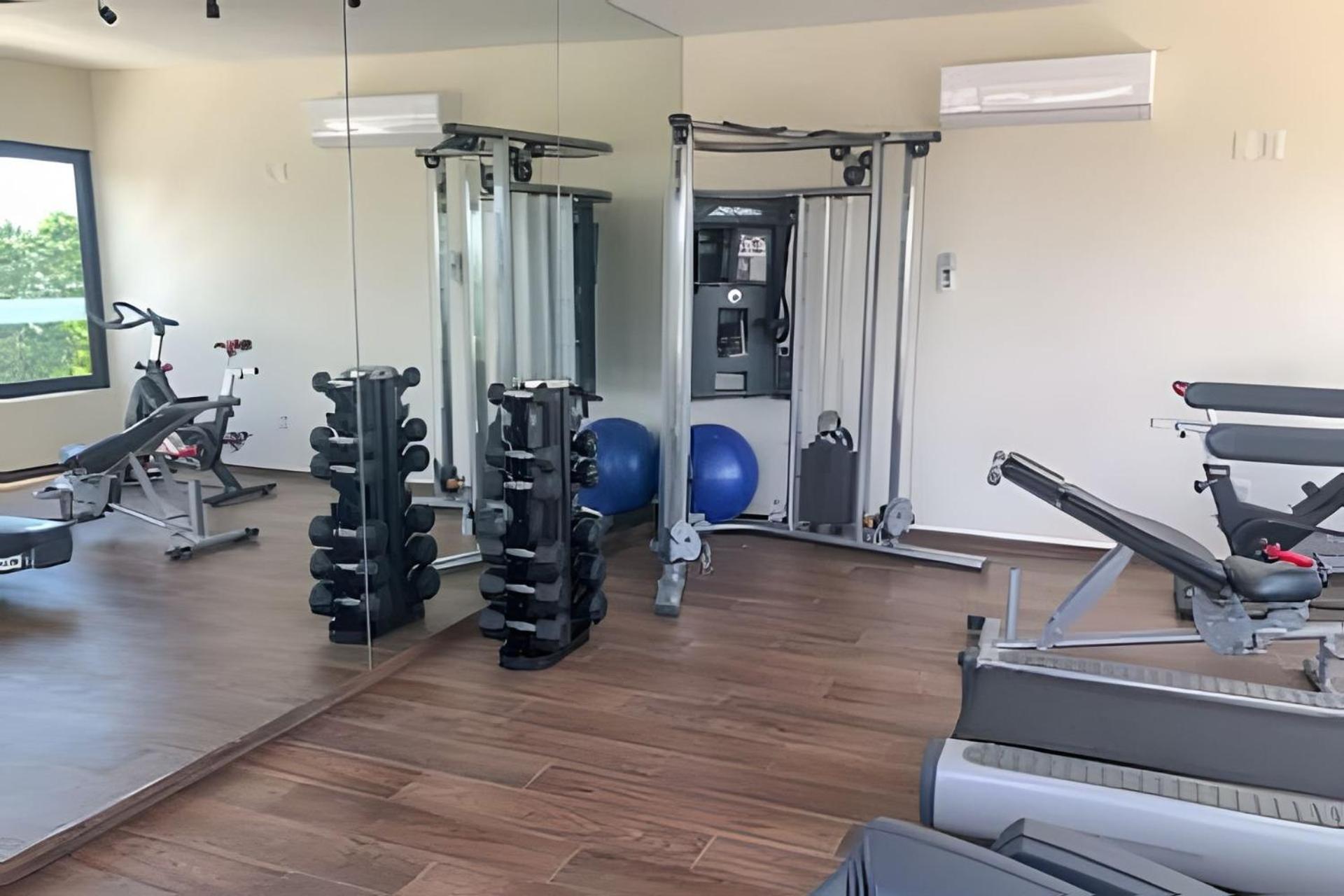 Suit Next To The Common Top Roof Exclusive Building Kingsize Bed 2 Super Pools, Gym, Grill Tulum Bagian luar foto